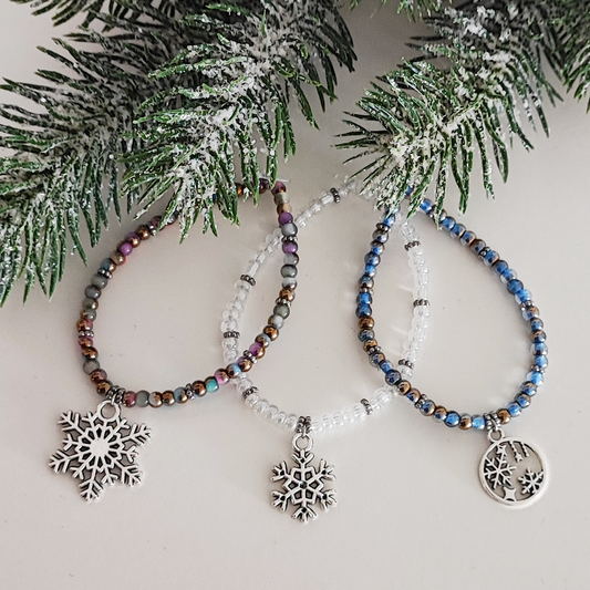 Armband "Schneeflocke", verschiedene Farben und Anhänger