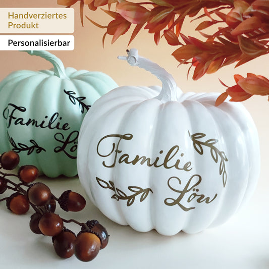 Deko-Kürbis mit Familienname, PERSONALISIERBAR, weiß