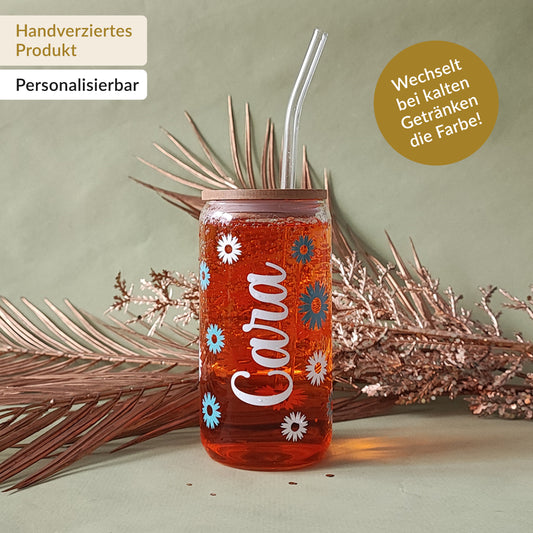 Glasbecher "Daisies" mit Farbwechsel und Name, 500 ml, personalisierbar